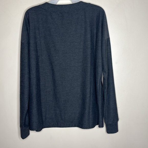 Natural Reflections | Gray V-Neck Long Sleeve Sweater | Size Large Low V Shirt - Picture 5 of 6